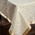 Stolnjak satenska trakica