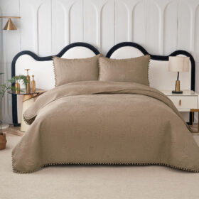 Elegantni prekrivač za francuski ležaj sa 2 jastučnice Kafeni