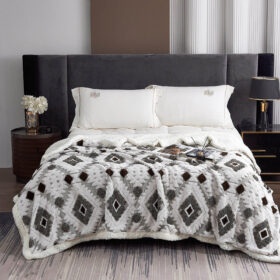 Krzneni romb prekrivač za francuski ležaj – 200x230 Braon