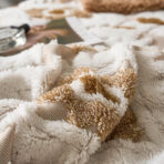 Krzneni romb prekrivač za francuski ležaj – 200x230 Krem - Slika 3