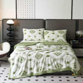 Luksuzni 3D krzneni set za francuski ležaj – Prekrivač + 2 Jastučnice Zeleni