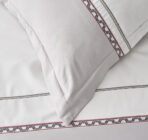 Posteljina sa vezenim radom set 6 delova Mako saten 007 - Slika 4